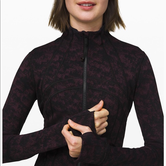 lululemon athletica Jackets & Blazers - ⭐️HOST PICK⭐️Lululemon Define Jacket -black cherry